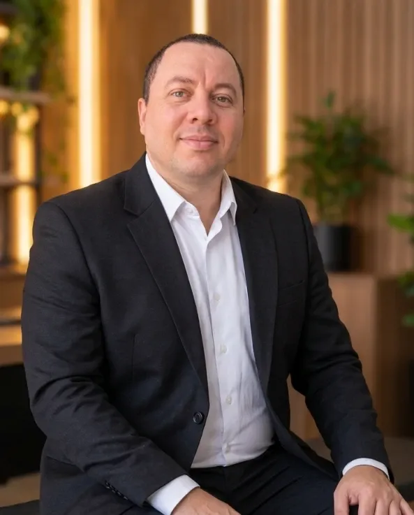 Paulo Alencar, estrategista de SEO e fundador da Agência Conect, agência de SEO em Joinville (SC)
